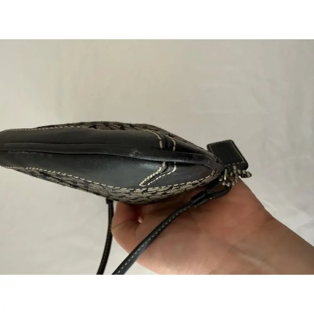 Coach Black Signature Monogram Canvas Leather Wallet Wristlet Y2K Vintage Retro